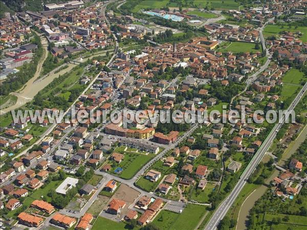 Photo aérienne de Darfo Boario Terme