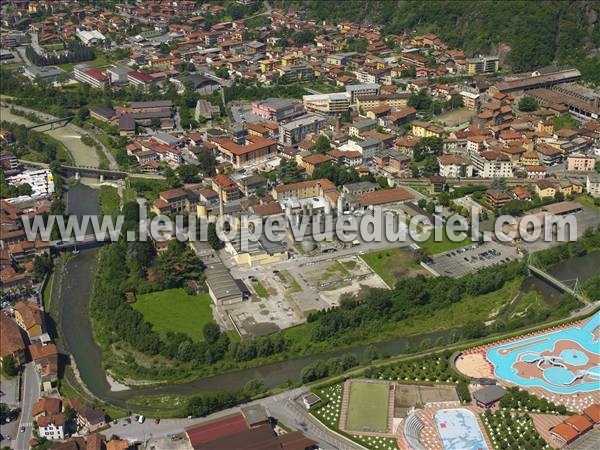 Photo aérienne de Darfo Boario Terme