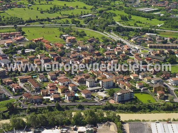 Photo aérienne de Darfo Boario Terme