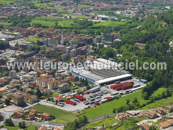 Photo aérienne de Darfo Boario Terme