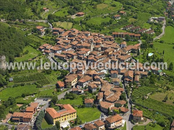 Photo aérienne de Darfo Boario Terme