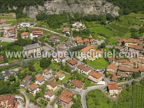 Photo aérienne de Darfo Boario Terme