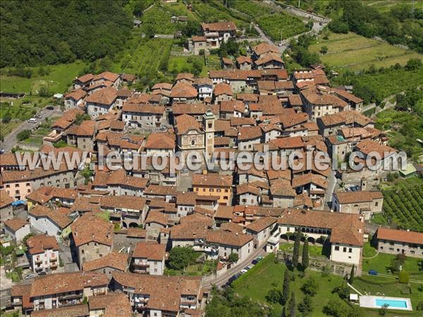 Photo aérienne de Darfo Boario Terme