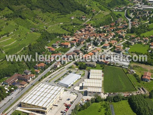 Photo aérienne de Darfo Boario Terme