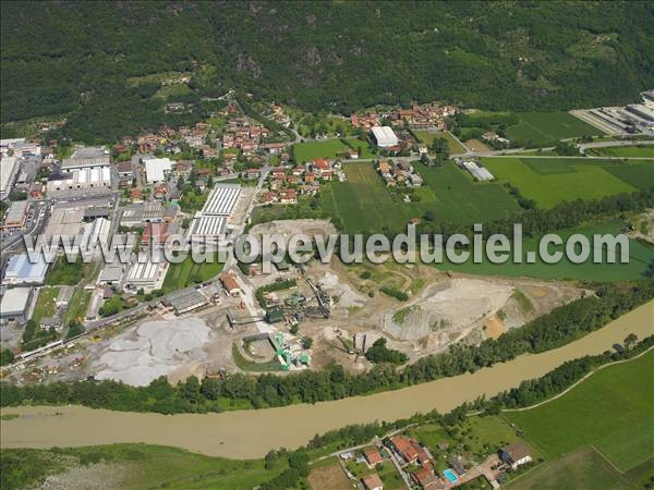 Photo aérienne de Darfo Boario Terme