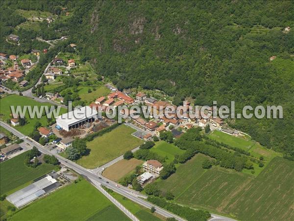 Photo aérienne de Darfo Boario Terme