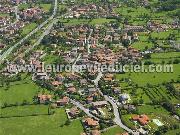 Photo aérienne de Darfo Boario Terme