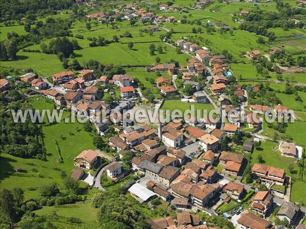 Photo aérienne de Darfo Boario Terme