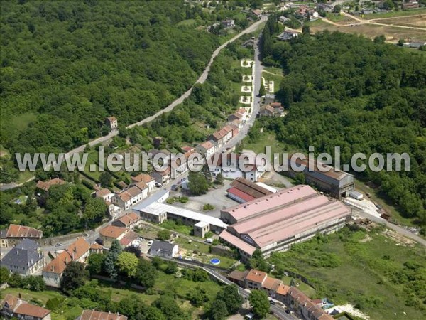 Photo aérienne de Moutiers