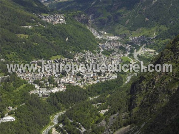 Photo aérienne de Chiesa in Valmalenco