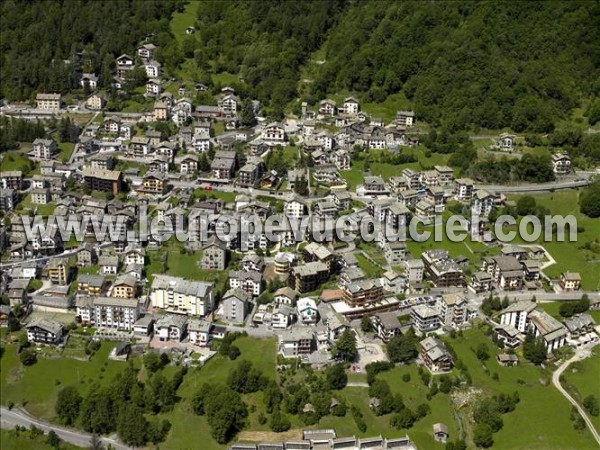 Photo aérienne de Chiesa in Valmalenco