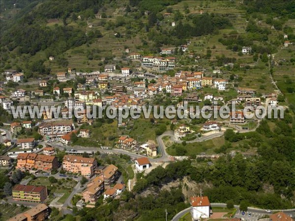 Photo aérienne de Bellano