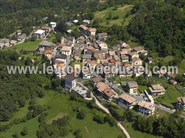 Photo aérienne de Crandola Valsassina