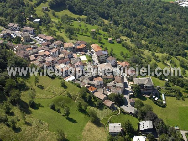 Photo aérienne de Crandola Valsassina