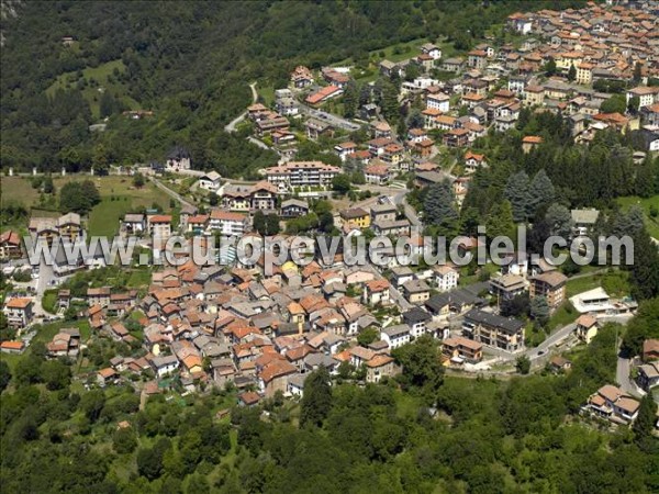 Photo aérienne de Esino Lario