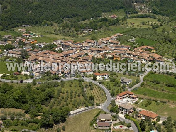 Photo aérienne de Roè Volciano