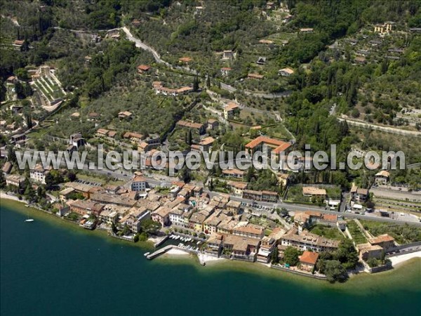 Photo aérienne de Gargnano