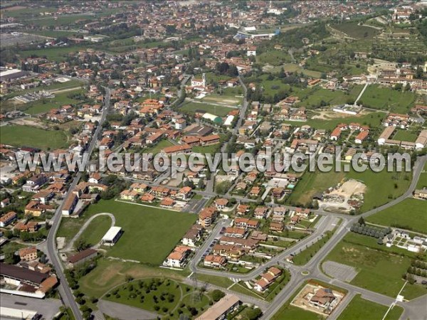 Photo aérienne de Carobbio degli Angeli