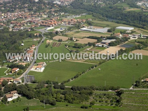 Photo aérienne de Credaro