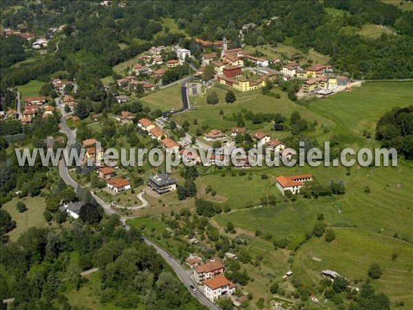 Photo aérienne de Castello di Brianza