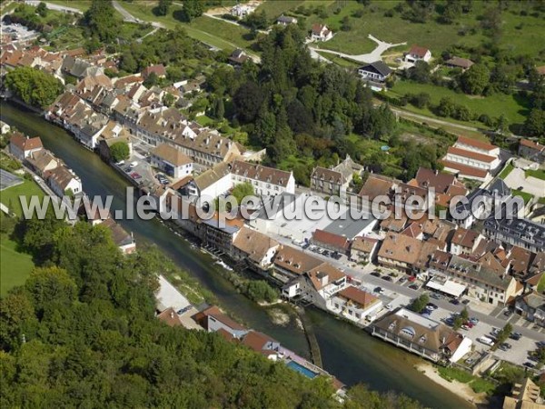 Photo aérienne de Ornans