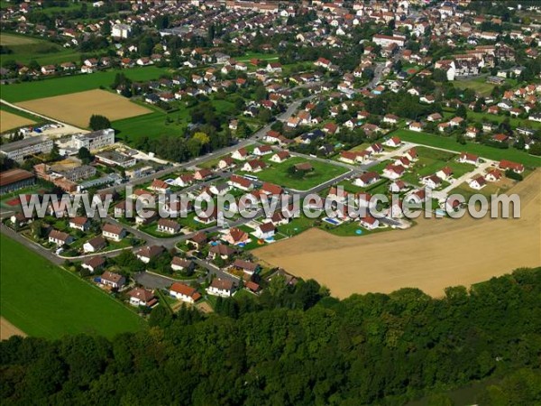 Photo aérienne de L'Isle-sur-le-Doubs