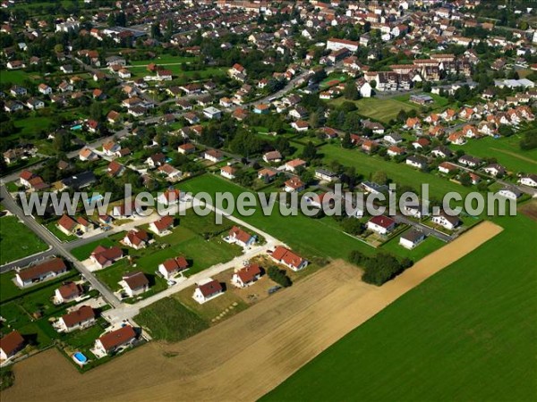 Photo aérienne de L'Isle-sur-le-Doubs