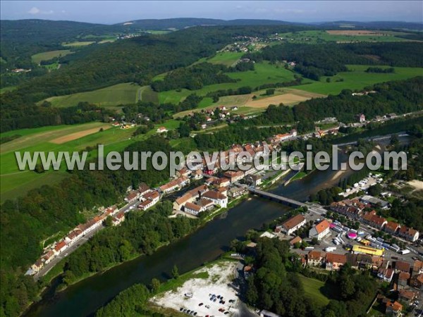 Photo aérienne de L'Isle-sur-le-Doubs