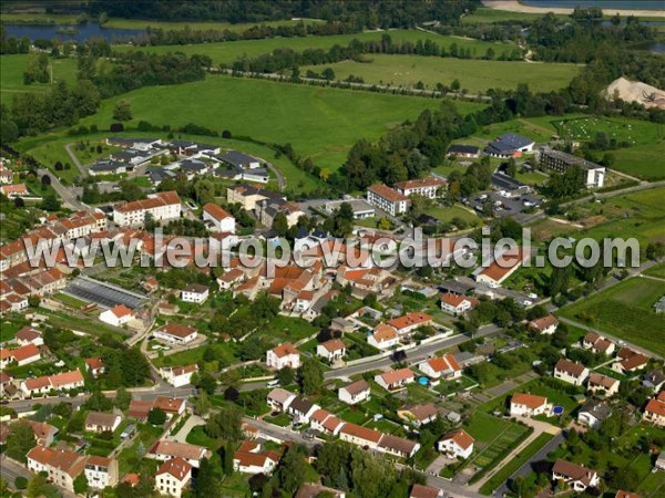 Photo aérienne de Rosires-aux-Salines