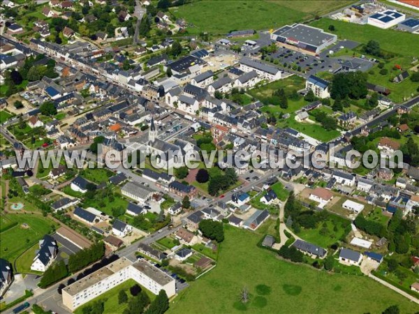 Photo aérienne de Bourg-Achard