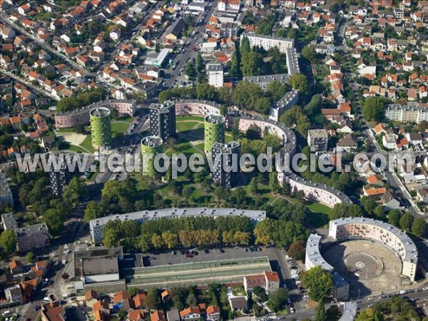 Photo aérienne de Seine-Saint-Denis (Bobigny)