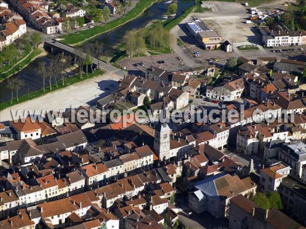 Photo aérienne de Mirecourt