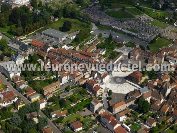 Photo aérienne de Luxeuil-les-Bains