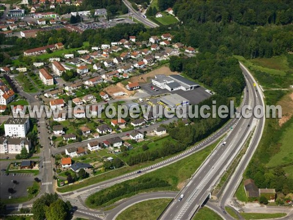 Photo aérienne de Luxeuil-les-Bains