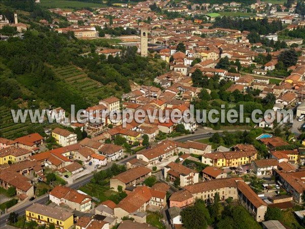 Photo aérienne de Adro