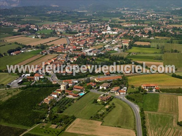 Photo aérienne de Passirano