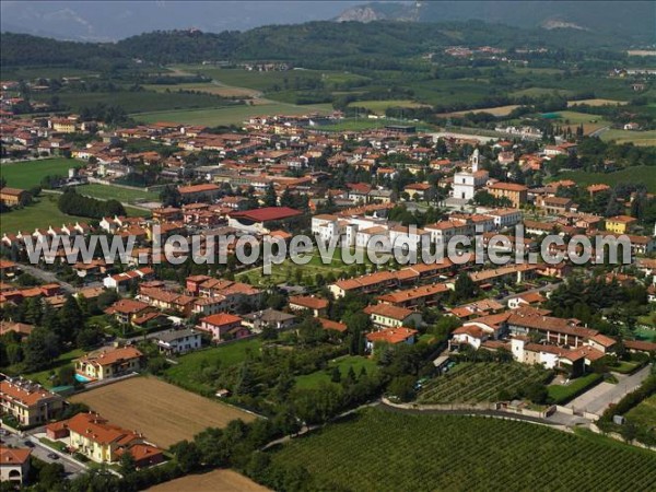 Photo aérienne de Passirano