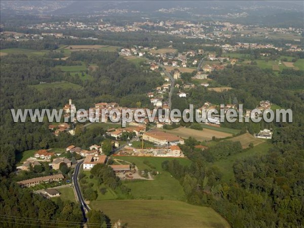 Photo aérienne de Castelnuovo Bozzente