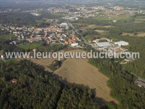 Photo aérienne de Beregazzo con Figliaro