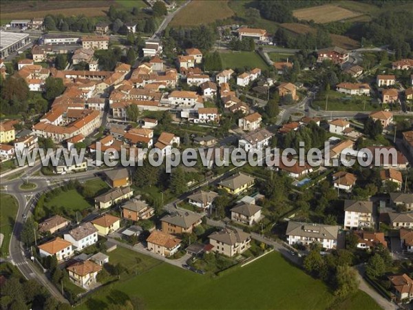 Photo aérienne de Beregazzo con Figliaro