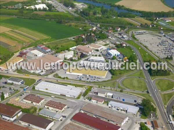 Photo aérienne de Chalezeule