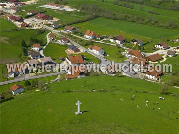 Photo aérienne de Guyans-Vennes