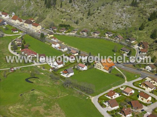 Photo aérienne de La Cluse-et-Mijoux