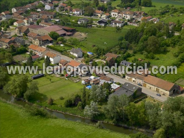 Photo aérienne de Brin-sur-Seille