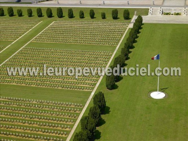 Photo aérienne de Fleury-devant-Douaumont