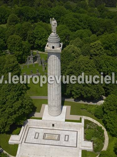 Photo aérienne de Montfaucon-d'Argonne