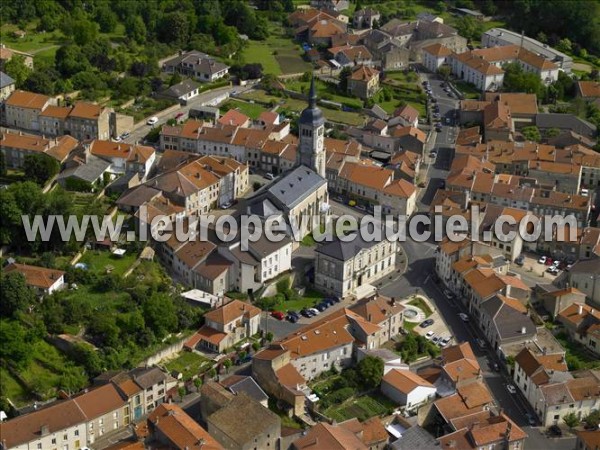 Photo aérienne de Thiaucourt-Regniville