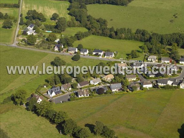 Photo aérienne de Le Genest-Saint-Isle