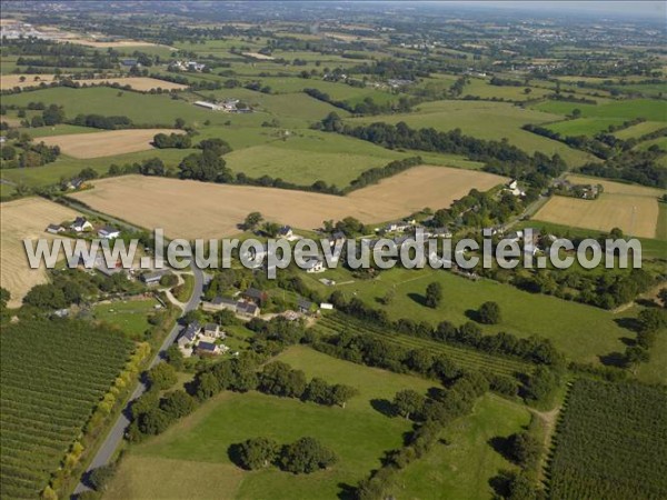 Photo aérienne de Le Genest-Saint-Isle