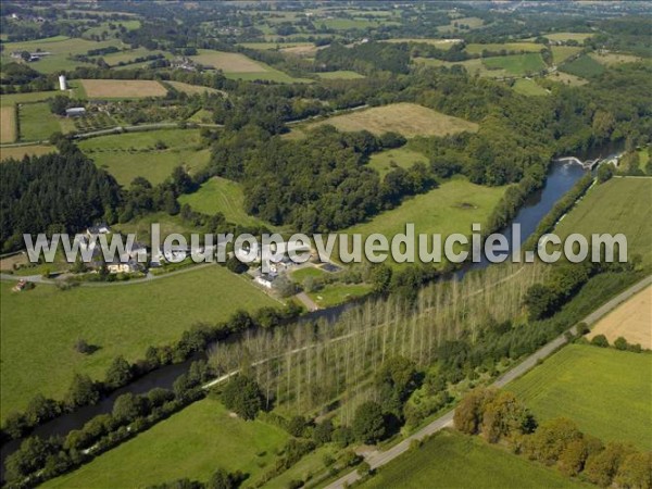 Photo aérienne de Saint-Jean-sur-Mayenne